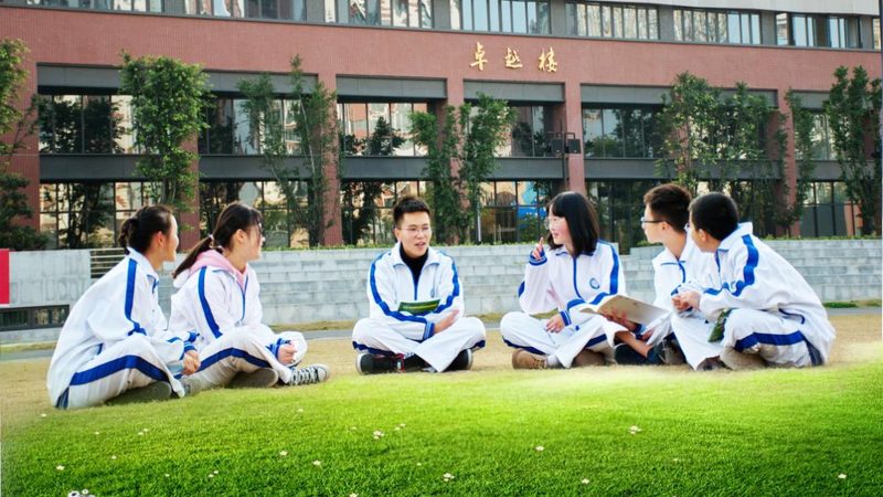 上海电子元器件正品散新对比：揭秘品质背后的秘密